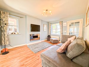 Photo 11- click for photo gallery